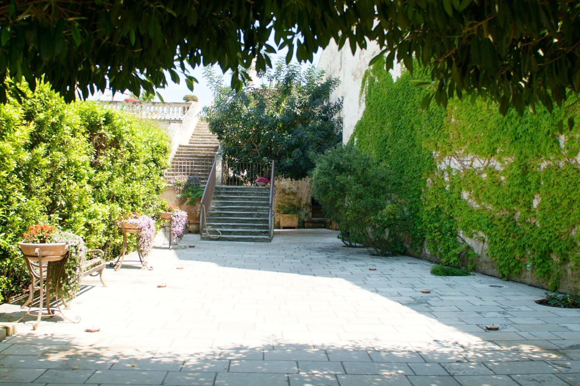 Torre Del Parco Hotel Lecce Exterior foto