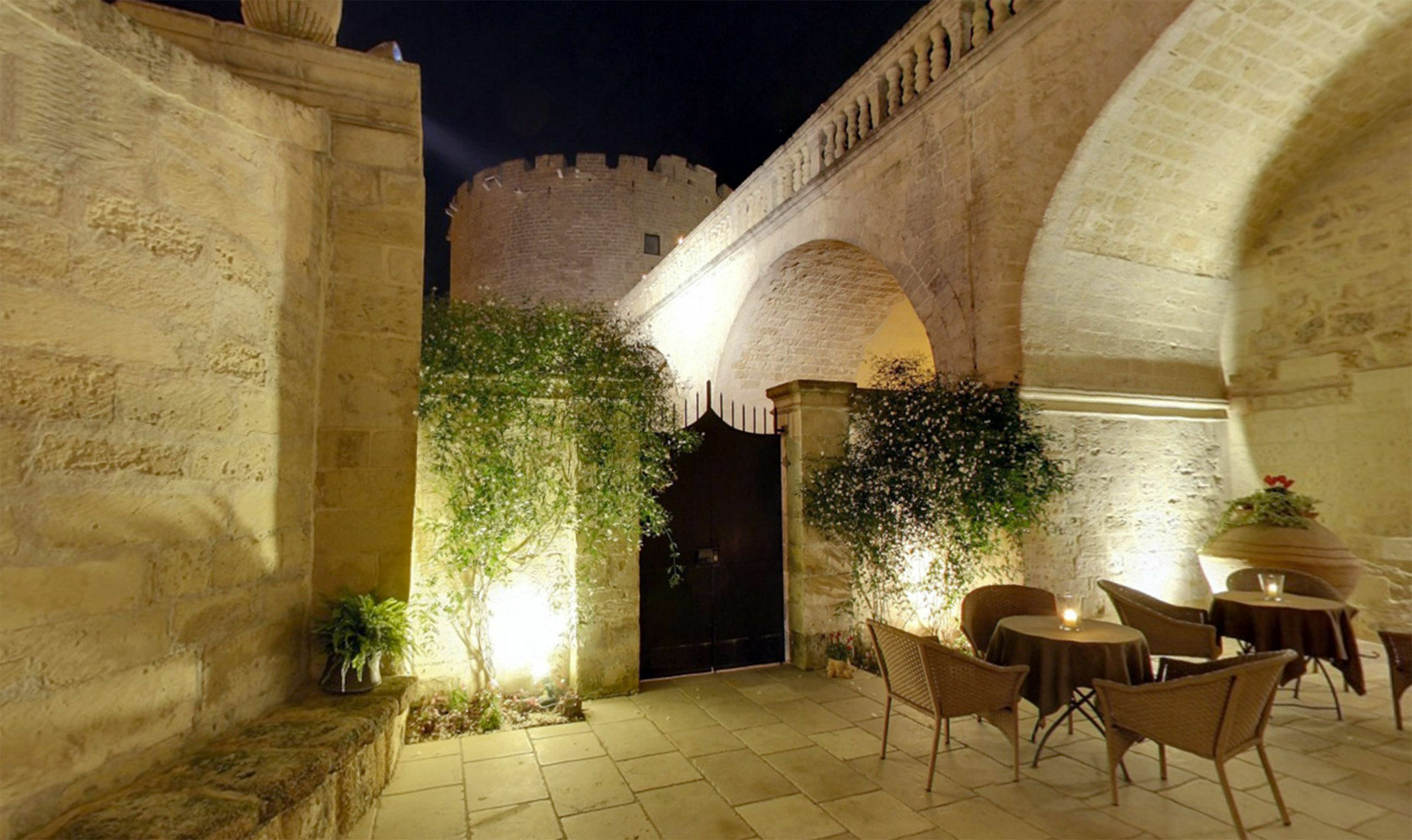 Torre Del Parco Hotel Lecce Exterior foto